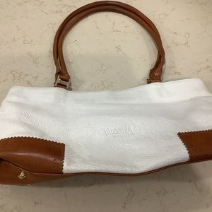 Valentina leather purse.